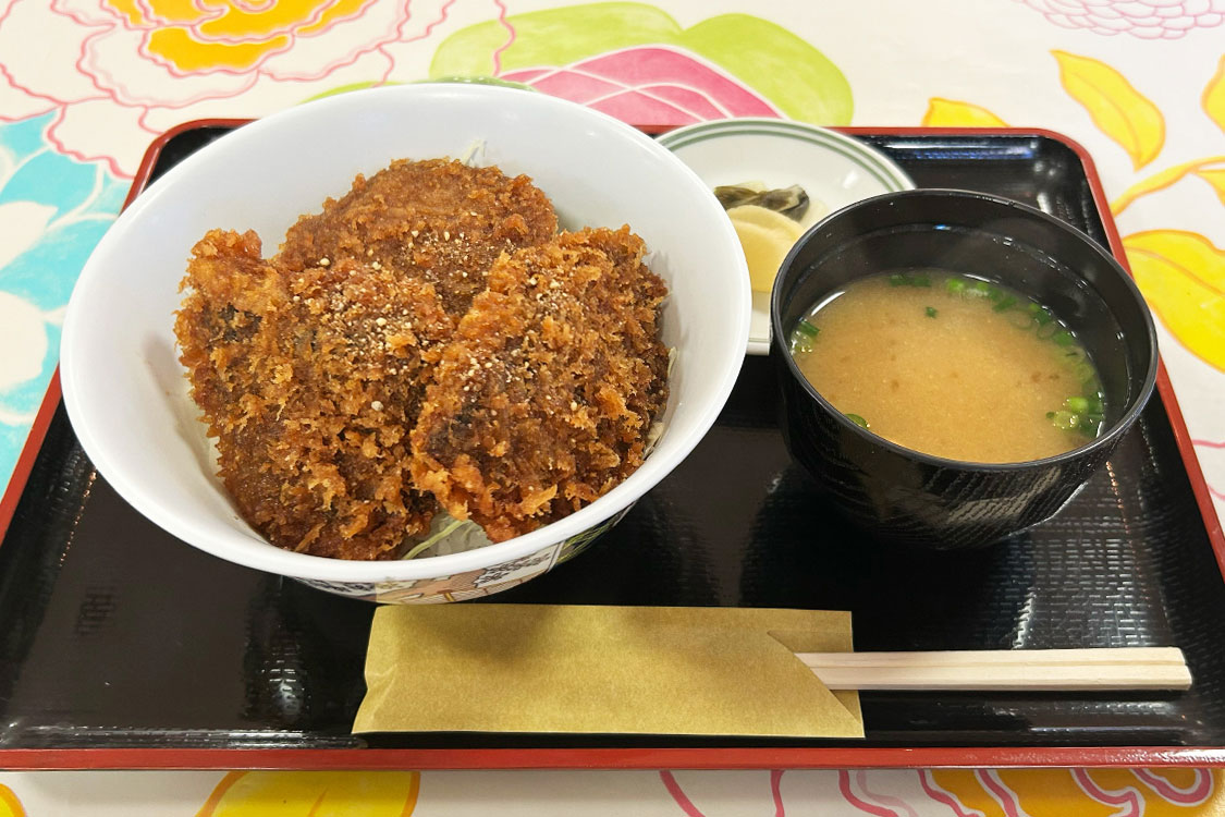 名物のしいたけ丼