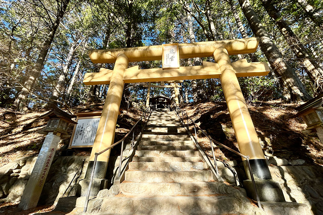 御仮屋神社の鳥居