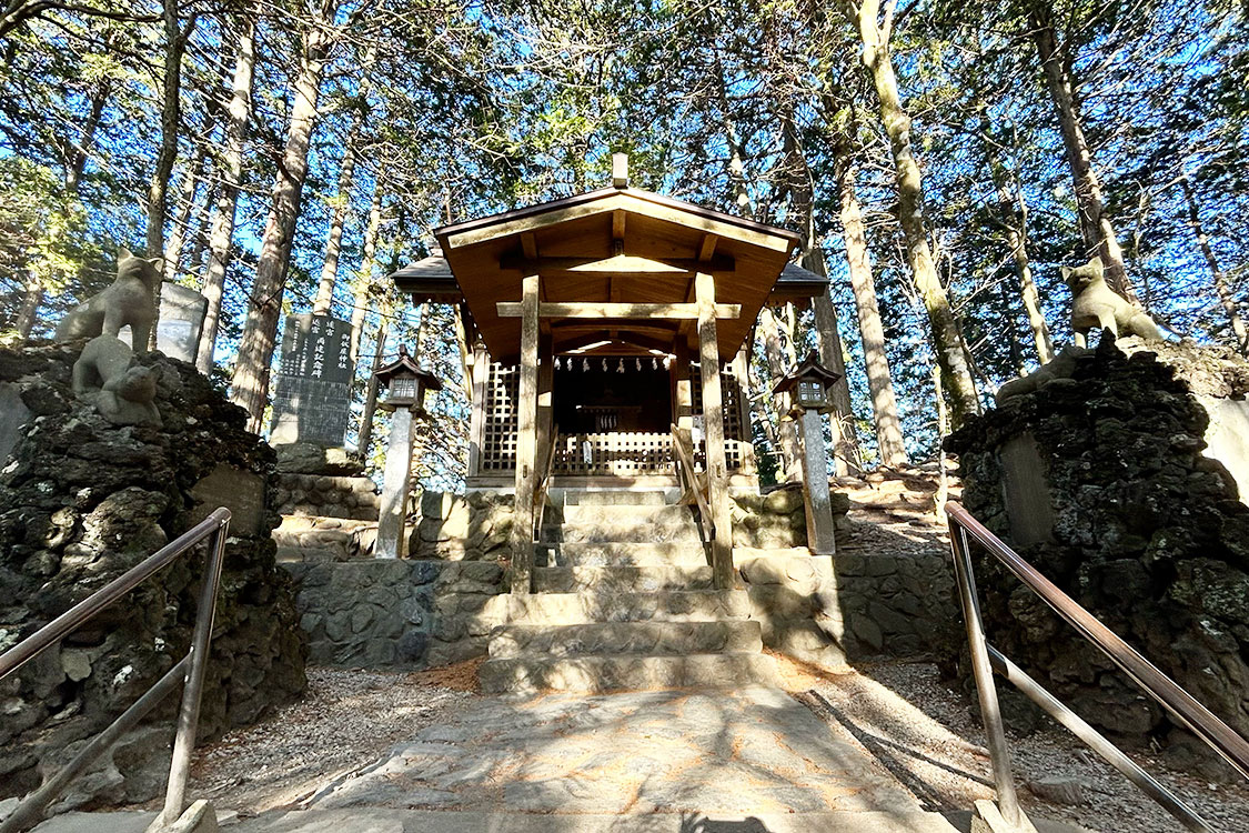 御仮屋神社