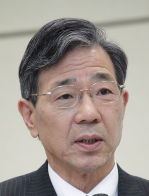 壷内先生
